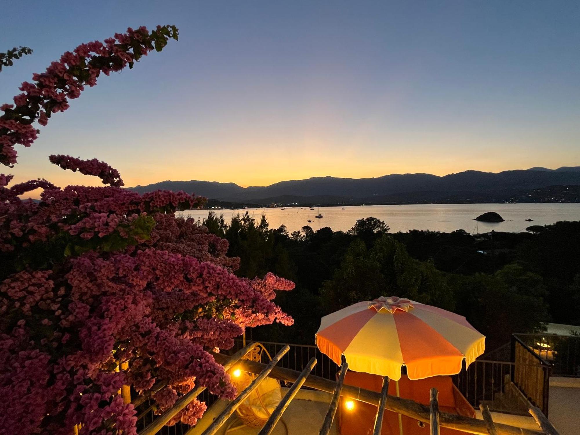 Hotel Riva Beach Porto-Vecchio  Buitenkant foto