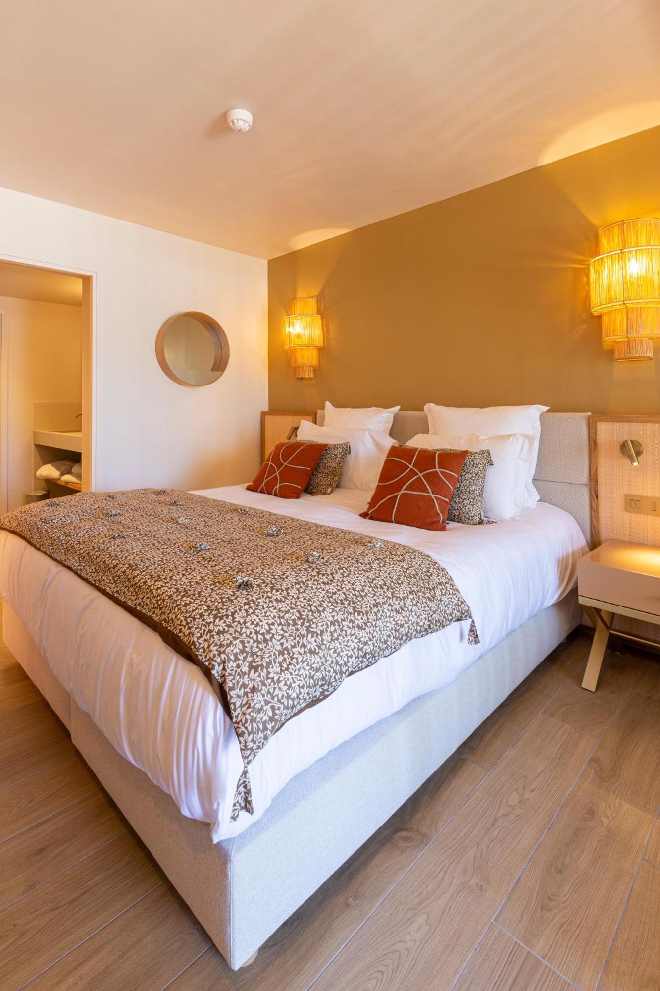 Hotel Riva Beach Porto-Vecchio  Buitenkant foto